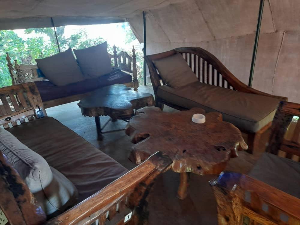 Boulevard Inn Mt Meru Arusha Exteriör bild