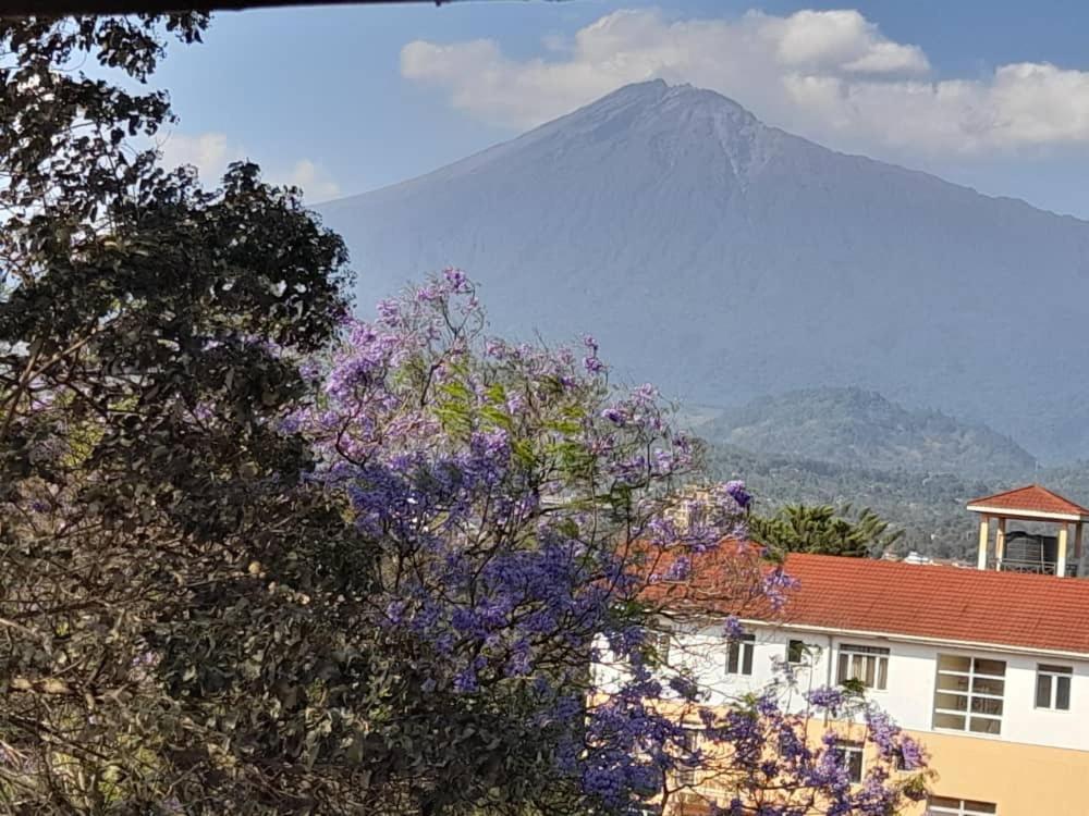 Boulevard Inn Mt Meru Arusha Exteriör bild